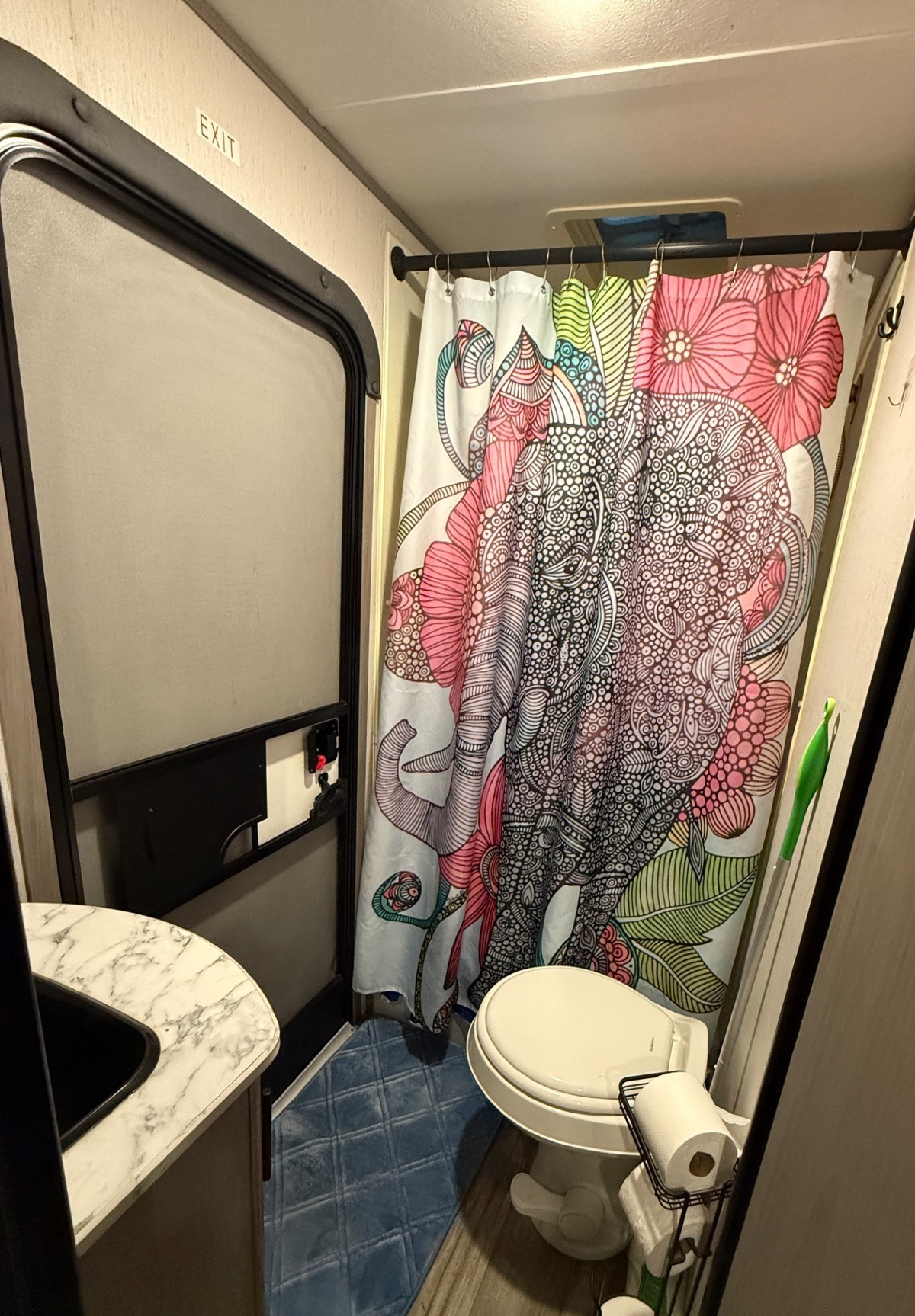 kkf rv shower.jpg